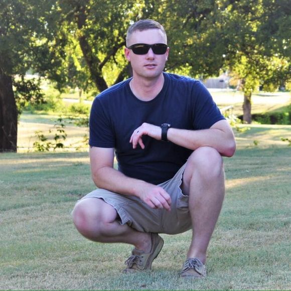 Meet your Posher, Joshua - Picture 1 of 1